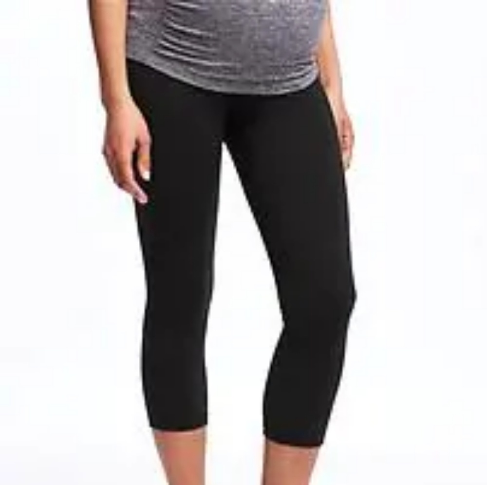 Maternity High-Rise Compression Crops